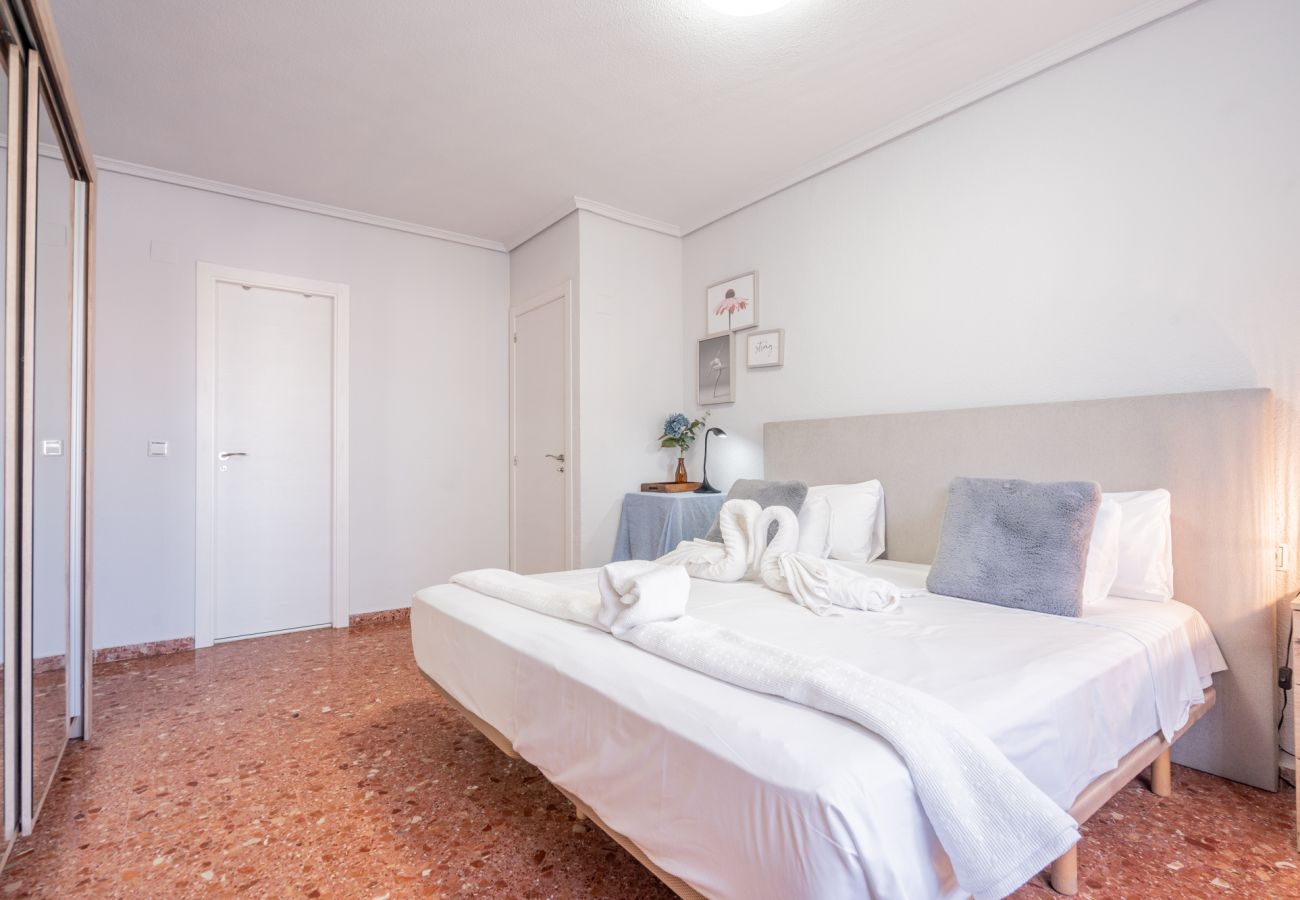 Apartamento en Valencia - Apto. Familiar en Avda. del Puerto by Host Valencia