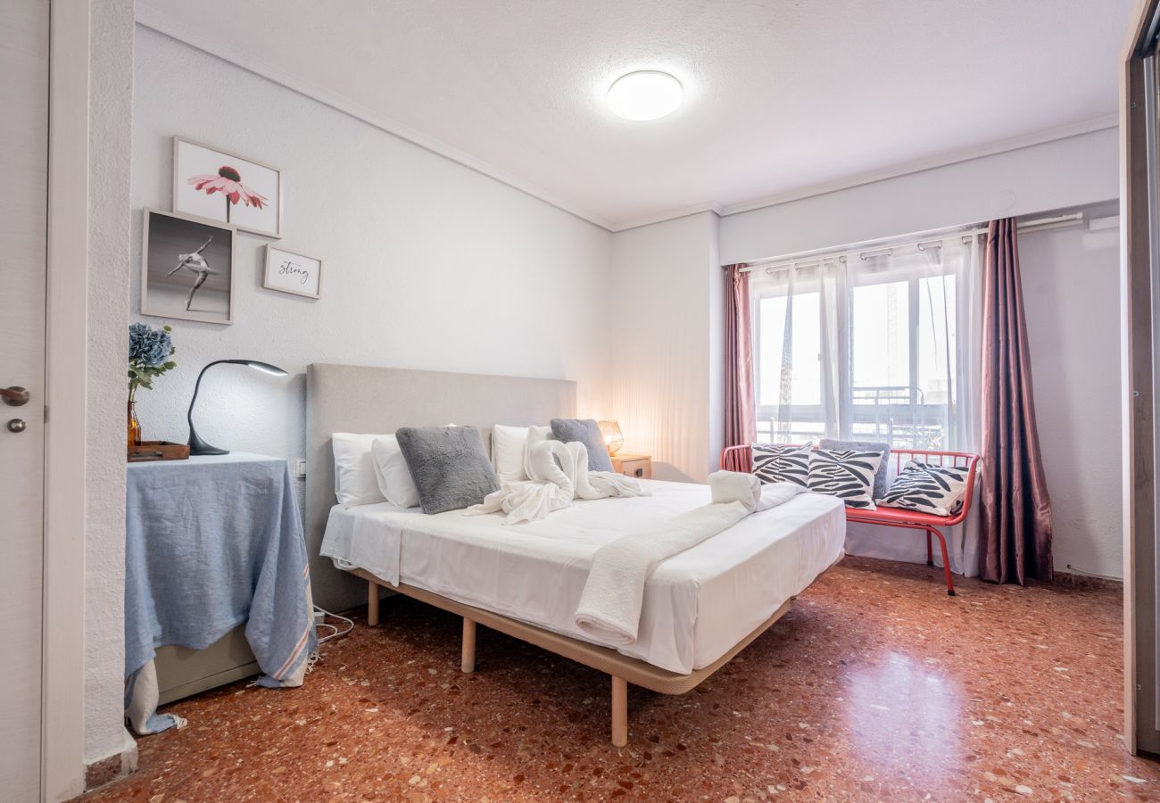 Apartamento en Valencia - Apto. Familiar en Avda. del Puerto by Host Valencia